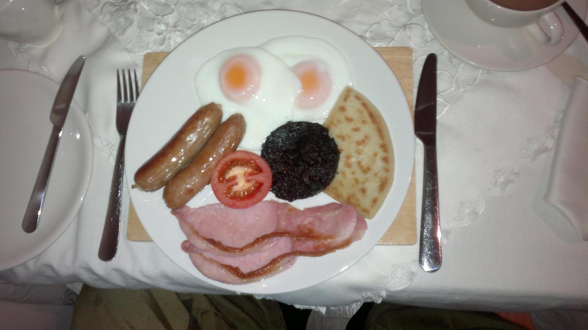 Dunroamin Bed And Breakfast Aviemore Exteriör bild