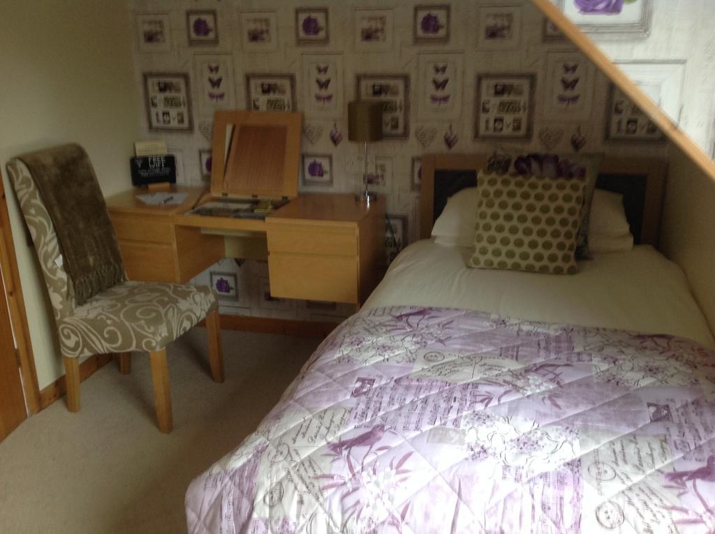 Dunroamin Bed And Breakfast Aviemore Exteriör bild